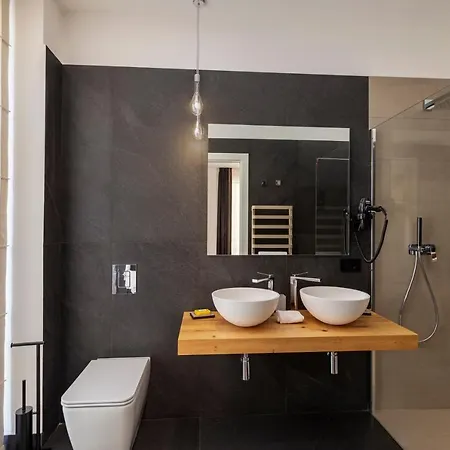 Qui Vicino Boutique And Guest house 2*