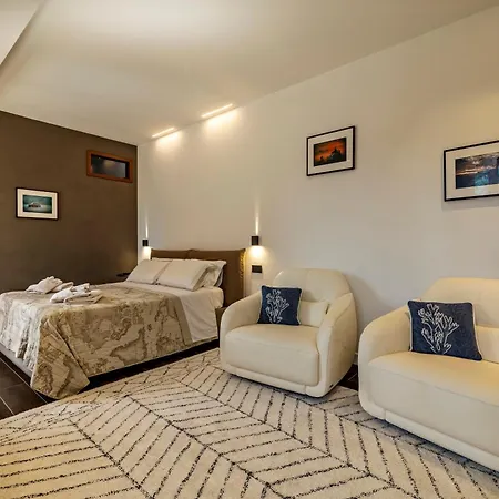 Qui Vicino Boutique And 4*